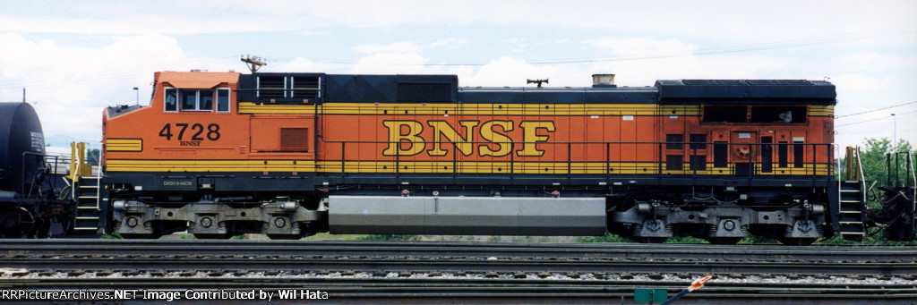 BNSF C44-9W 4728